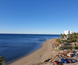 Apartamento en la orilla de Calahonda REFORMADO