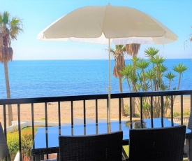 Dona Lola Micaela Beach front duplex 2 bedroom apartment - open sea and beach views surrounded by bars and restaurants - Costa del Sol - CS199