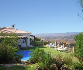 Detached house in mountain setting with great views in Mijas