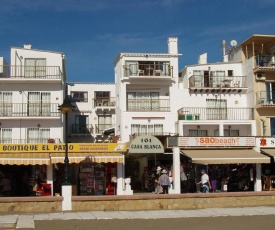 Apartamentos Casa Blanca