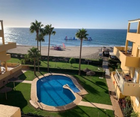 Spectacular penthouse in front of the sea, 200 m2 terrace - Arruzafa Playa