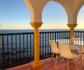 BALCON DEL MAR 2 APARTAMENT ON THE BEACH FRONT