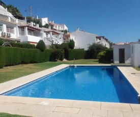 Chalet Adosado con piscina en la Cala del Moral