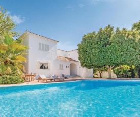 Beautiful home in Mijas Costa with WiFi, Private swimming pool and Outdoor swimming pool