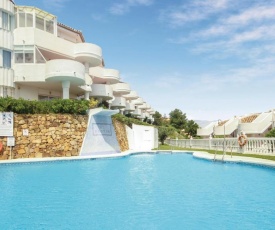 Stunning apartment in Mijas Costa with 2 Bedrooms, WiFi and Outdoor swimming pool