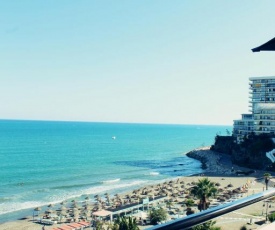 Espléndido Apartamento a Pie de Playa en Torremolinos