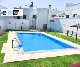 Ático con parking, 2 terrazas, BBQ, Aire Ac y Wifi - SOLO FAMILIAS Y PAREJAS -