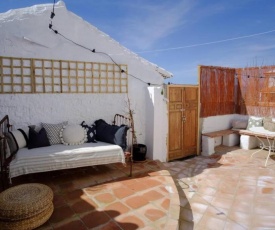 Town house with the best views in Comares