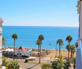 Victoria luxury beachfront apartment in Benalmadena Costa