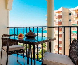 APARTAMENTO EN LA PLAYA CON VISTAS DE ENSUEÑO