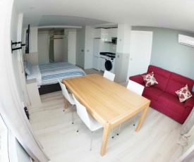 Modern & Stylish Loft with Breathtaking Views FREE WIFI - Close to the sea