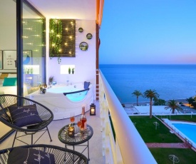 SUITE DEL MAR Luxury apartment with jacuzzi