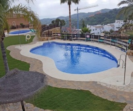 Mountain and sea views 3 bedroom apartment R30