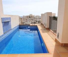 Amazing Penthouse with Rooftop Pool in Estepona