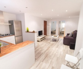 C16 - Modern & Comfortable 4 beds Apartment