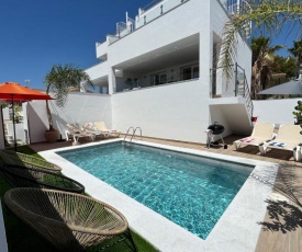 Nerja Paradise Rentals - Villa Las Palmeras