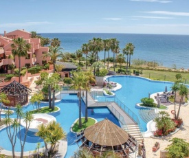 Nice apartment in Estepona with 1 Bedrooms and Outdoor swimming pool