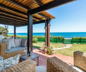 Beach Villa Dorada