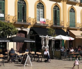 Plaza de la Merced-Centro Historico parking gratis D