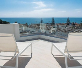 Splendid new Penthouse, top sea views, beach 100m