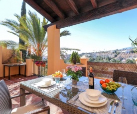 Spacious apartment - El Campanario, Estepona