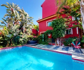 Majestic Villa by the Beach Heated Private Pool & Jacuzzi