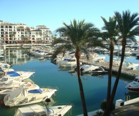 2252-Amazing apt on beach, port view from terrace!