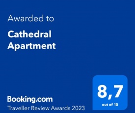 Cathedral Apartment, upper floor apartment