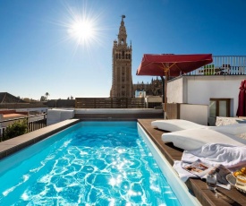 Cathedral Luxury Studio, Swimming Pool and Cathedral Views