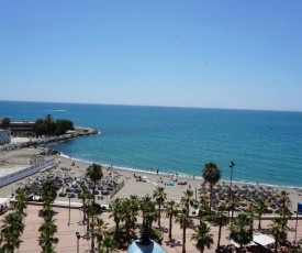 Beachfront apartment in Fuengirola with sea views