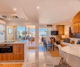 4 bedroom luxury duplex with sea views by Puerto Banus