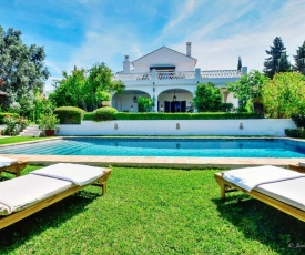 7004 cozy villa with heated pool and garden