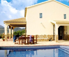 2 bedrooms chalet with lake view private pool and furnished garden at El Gastor