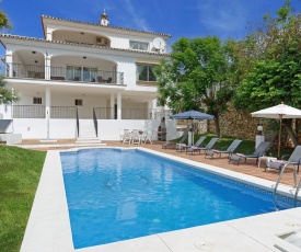 Fuengirola Villa Sleeps 6 Pool Air Con WiFi