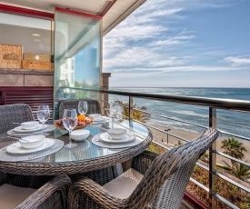 Magnificent 1st Line Beach Condo, Panoramic Sea Views