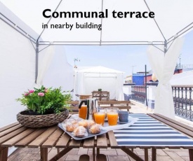 Hostly Rivero 2B Center-Fibre-communal terrace-Parking Optional-CLess