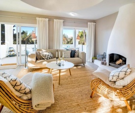 AS12 - Modern Holiday Apartment in Aloha, Marbella