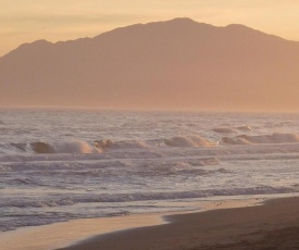 Beachfront Apartment Bahia de Marbella