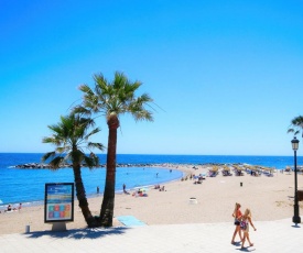 Beachfront Luxury Apartment, Puerto Banús, Marbella