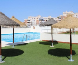 SOL Y PLAYA ROQUETAS-Ático con piscina, solarium y garaje