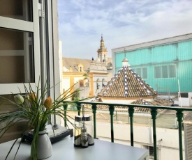 La Maestranza Apartment Rooms