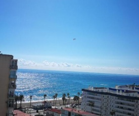 Benalmadena ,apartamento-Estudio primera Línea de Playa