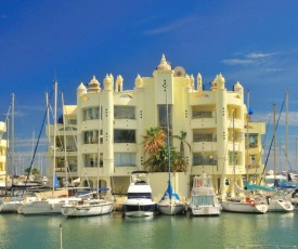 Capaldi Luxury Holiday Rentals Puerto Marina Benalmadena