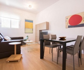 Murallas de Sevilla Apartamento con garaje 4 pax