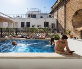 Oasis Backpackers' Hostel Sevilla & Coworking