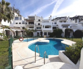 Elegant apartment in Puerto Banus