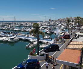 First Line Duplex Puerto Banus Sleeps 8 People