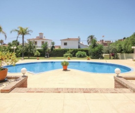 Amazing home in Marbella with 4 Bedrooms, WiFi and Outdoor swimming pool