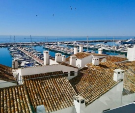 Great Located Apartment in Puerto Banus Harbour