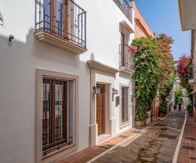 Marbella Old Town : Luxury Townhouse